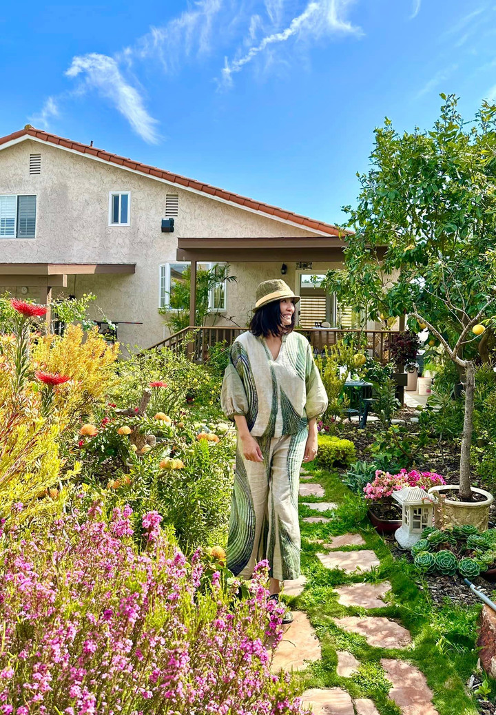 Hồng Đào sau 4 năm ly hôn Quang Minh: 61 tuổi vẫn trẻ đẹp, đóng phim Hollywood - 9