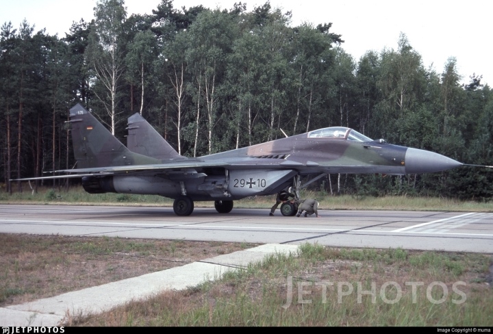 Tại sao Ba Lan cần Đức cấp phép gửi MiG-29 tới Ukraine? - 3