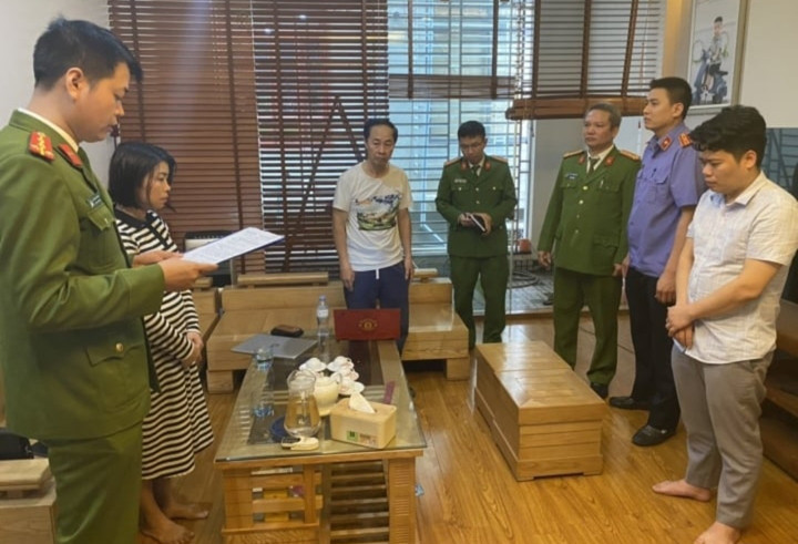 Bắc Giang: Khởi tố 4 người nhận hối lộ để nghiệm thu xe cải tạo sai quy định - 2