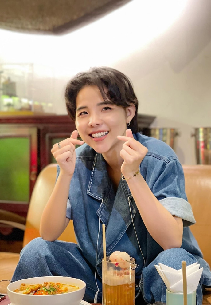 Sao Việt 22/4: Hà Hồ gợi cảm, Minh Hằng xinh đẹp với váy bầu - 8