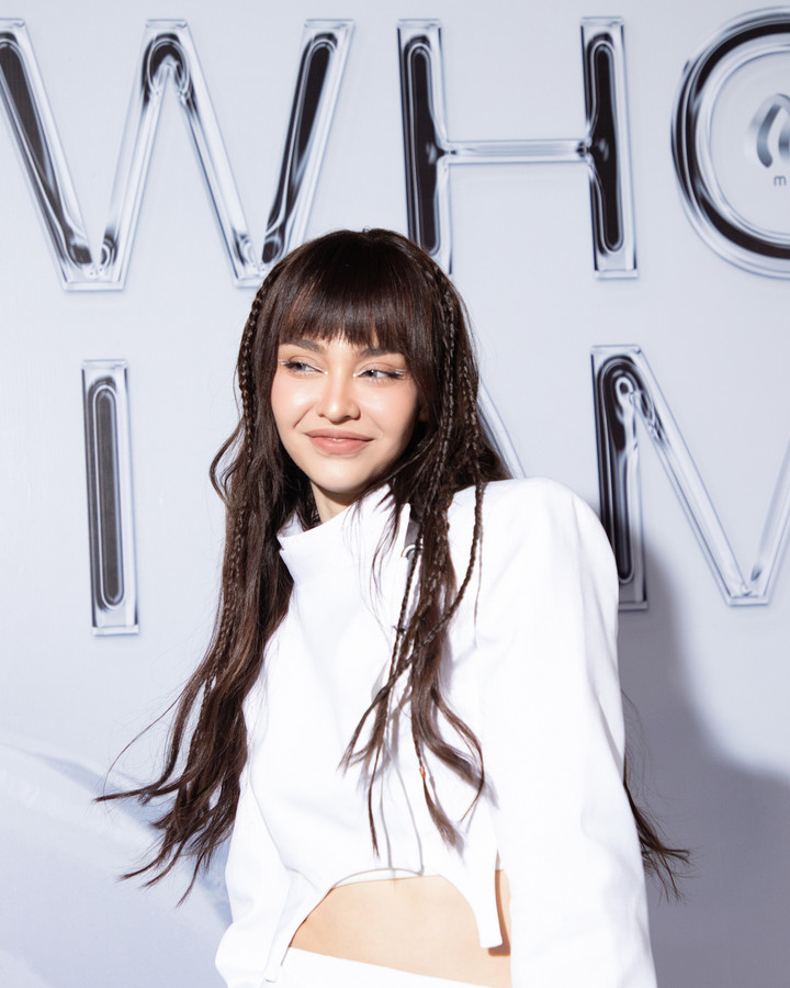 Hari Won 'ghen' với Tiểu Vy vì không được MLee mời quay MV - 1