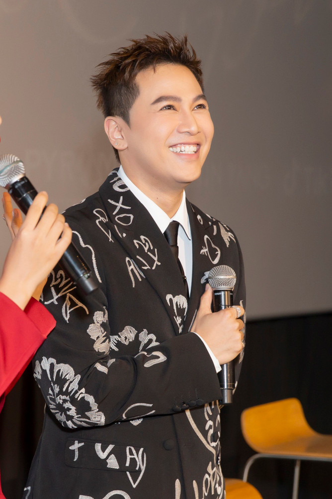 Mai Tiến Dũng: Tôi hát bằng cảm xúc thật trong những mối tình của mình - 2