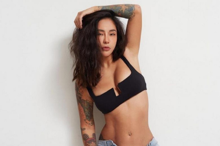 Bị lộ clip, nữ diễn viên cầu xin cộng đồng mạng ngừng chia sẻ - 1