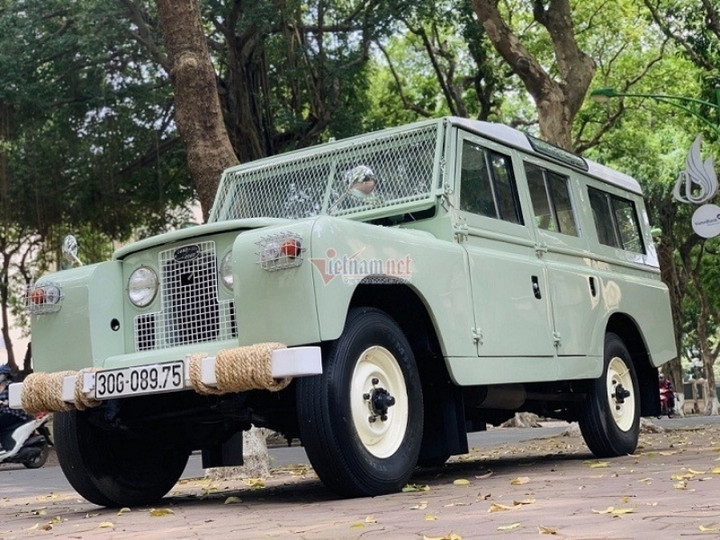 Ô tô cũ rích hơn 20 năm tuổi giá tiền tỷ, dân chơi Việt Nam vẫn ham săn lùng - 2