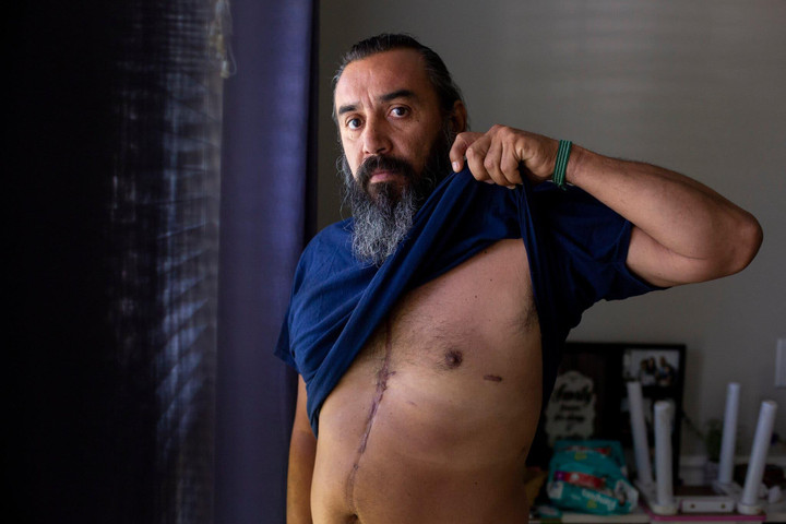 Điều kinh ngạc ở Mỹ: Chỉ gõ cửa nhầm nhà cũng bị bắn chết - 2