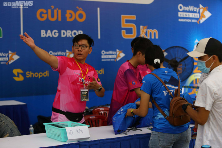 Hàng nghìn VĐV hâm nóng không khí OneWay Marathon Vũng Tàu 2023 - 8
