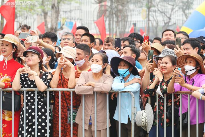Sôi động giải bơi chải ở Lễ hội Đền Hùng - 8