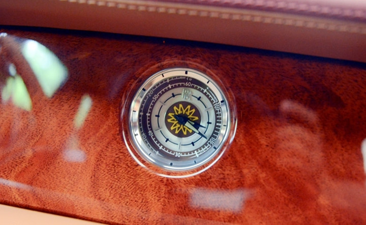 Siêu xe Rolls-Royce Phantom Oriental Sun độc nhất vô nhị của ông Lê Thanh Thản - 3