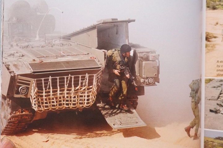Bất ngờ xe bọc thép hàng đầu của Israel có nguồn gốc từ T-55 Liên Xô - 4