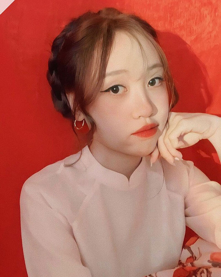 Nhan sắc cực phẩm của bạn gái thủ môn U22 Việt Nam Quan Văn Chuẩn - 8