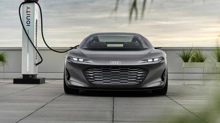 A8 thế hệ mới sẽ là mẫu xe mạnh nhất của Audi - 1