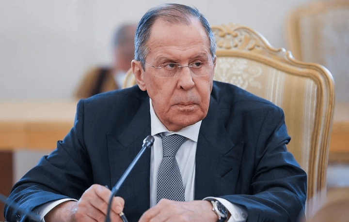Ngoại trưởng Lavrov cảnh báo thế giới ở 'ngưỡng nguy hiểm' - 1