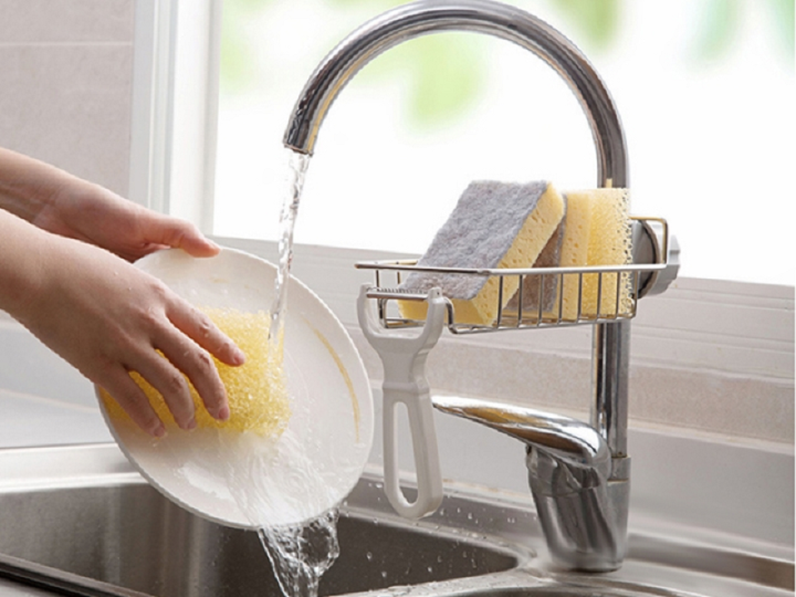 6 sai lầm khi rửa bát gây hại cho sức khỏe - 2