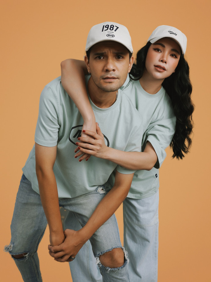 Trà Ngọc Hằng tình tứ bên nam thần lai Tây cao 1m92 - 1