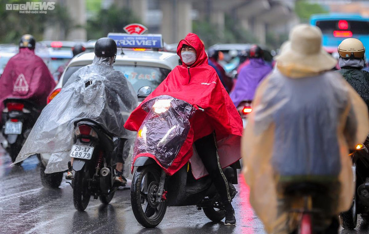 Dự báo thời tiết dịp lễ 30/4: Bắc Bộ đón không khí lạnh, trời chuyển mưa dông - 1