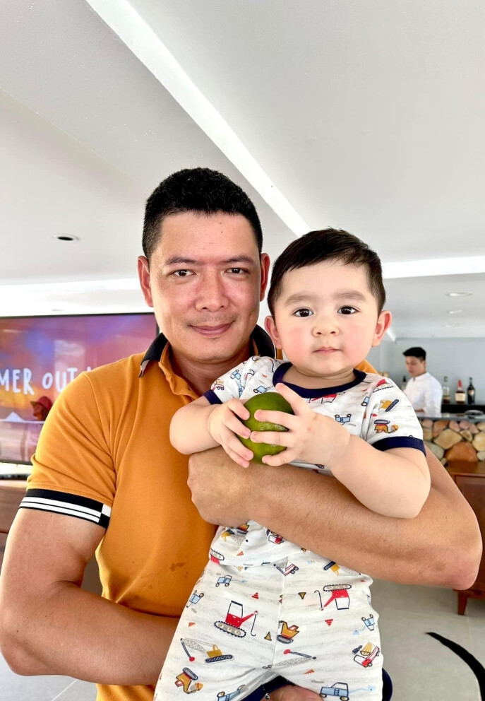 Sao Việt 28/4: Tuấn Hưng cách ly cùng bà xã, Lan Phương nhí nhảnh bên 'em dâu' - 5