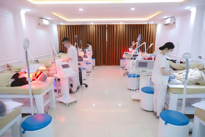 Phòng khám chuyên khoa da liễu DRH Clinic và 7 năm 'giải cứu' làn da biến chứng - 2