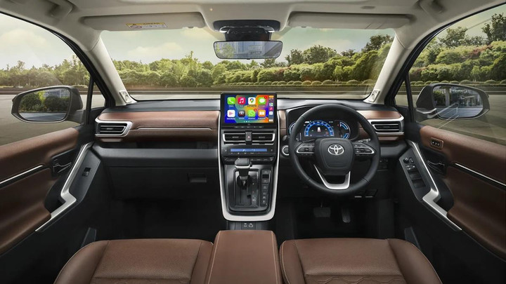 Toyota Innova thế hệ mới sắp ra mắt ở thị trường Việt Nam - 2