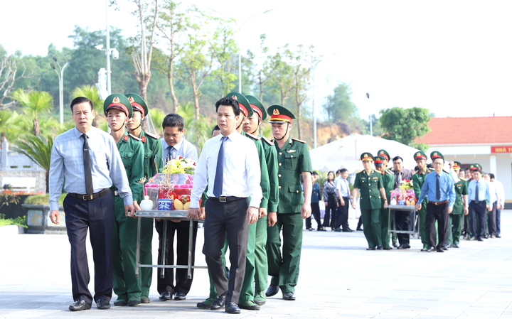 Lễ truy điệu và an táng hài cốt liệt sĩ - 3
