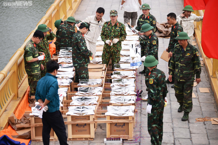 Cận cảnh trận địa pháo hoa mừng Giỗ tổ Hùng Vương - 1