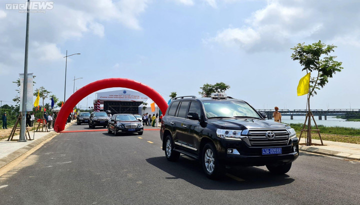 Đà Nẵng đưa vào sử dụng tuyến đường ven sông ‘đẹp như tranh’ - 1