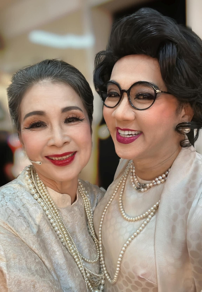 Sao Việt 29/4: Chí Trung sinh nhật bên bạn gái, Amee gặp gỡ Katy Perry - 10