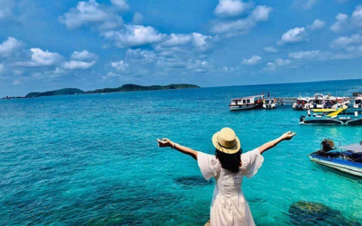 Du lịch ngày lễ 30/4: Làm gì để không 'thủng ví'? - 1