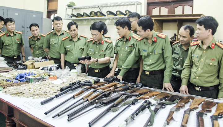 Thanh Hoá: Triệt phá thành công 2 đường dây chế tạo, mua bán vũ khí quy mô lớn - 1