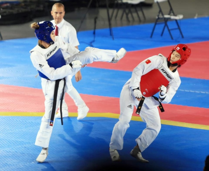 Ngắm nhan sắc 'bông hồng lai' đội tuyển taekwondo Campuchia dự SEA Games 32 - 7