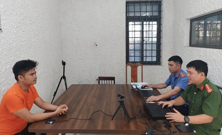 Đập phá mộ chờ của bác, cháu ruột bị khởi tố - 1