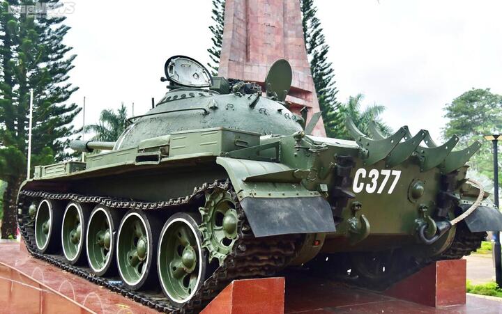 Chiêm ngưỡng xe tăng T59 một mình chống lại 10 xe địch - 7