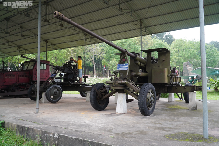 Dàn phương tiện, vũ khí góp phần làm nên chiến thắng tại Ngã ba Đồng Lộc - 8