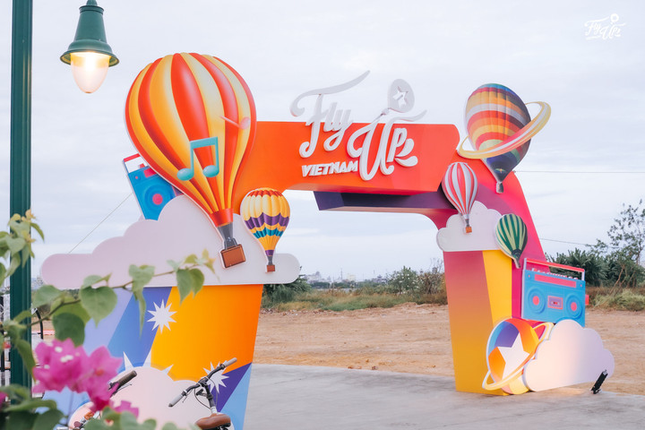 Fly up Vietnam khởi động chuỗi điểm bay khinh khí cầu dịp lễ 30/4-1/5 - 3