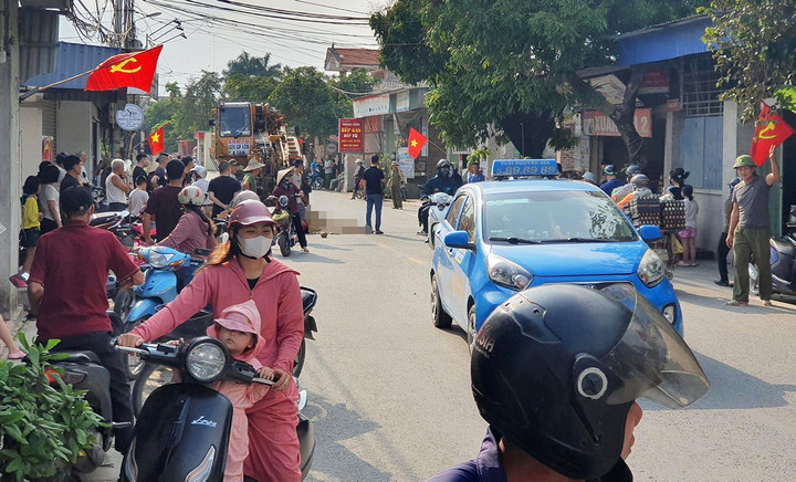 Hải Phòng: Xe cẩu va chạm xe máy, một người chết tại chỗ - 1