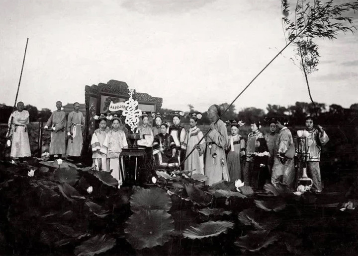 Loạt ảnh hiếm cuối Thanh triều, hé lộ cuộc sống khác biệt trong Tử Cấm Thành - 1