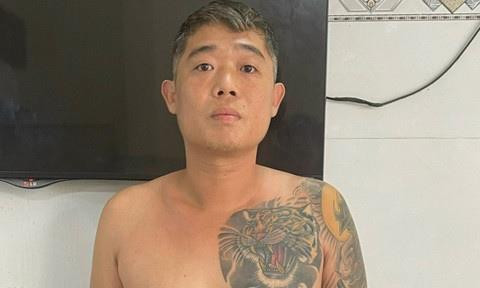 Bắt giam 3 người liên tục tạt sơn để đòi nợ thuê ở TP.HCM - 2