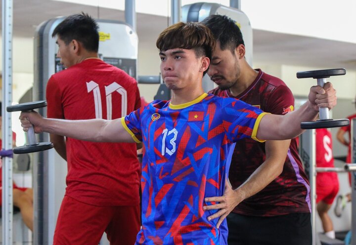 U22 Việt Nam nghỉ tập 2 ngày, dưỡng sức chờ đấu Malaysia, Thái Lan - 4