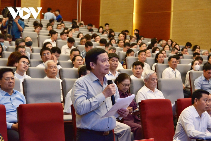 Chủ tịch Quốc hội: 'Nhiều khi lãng phí còn nhiều hơn cả tham nhũng' - 2