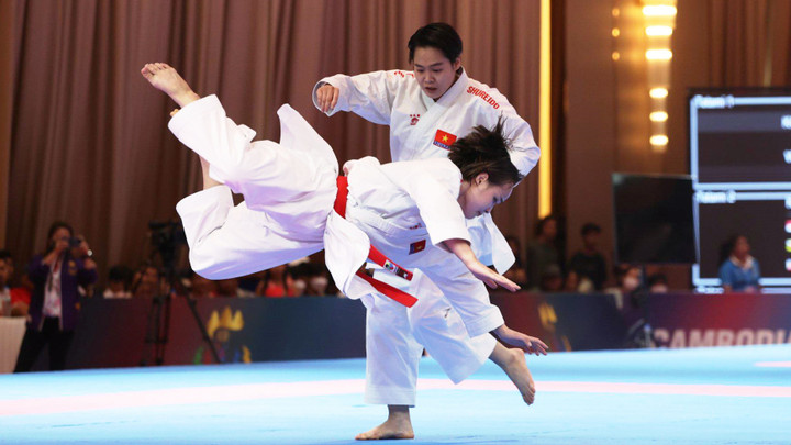 Giành 6 huy chương vàng đầu tiên, đoàn Việt Nam khởi đầu SEA Games 32 suôn sẻ - 3