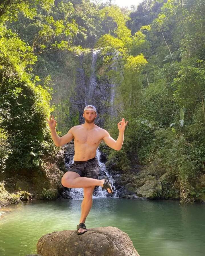 17 tuổi bỏ học, 19 tuổi trở thành triệu phú - 2