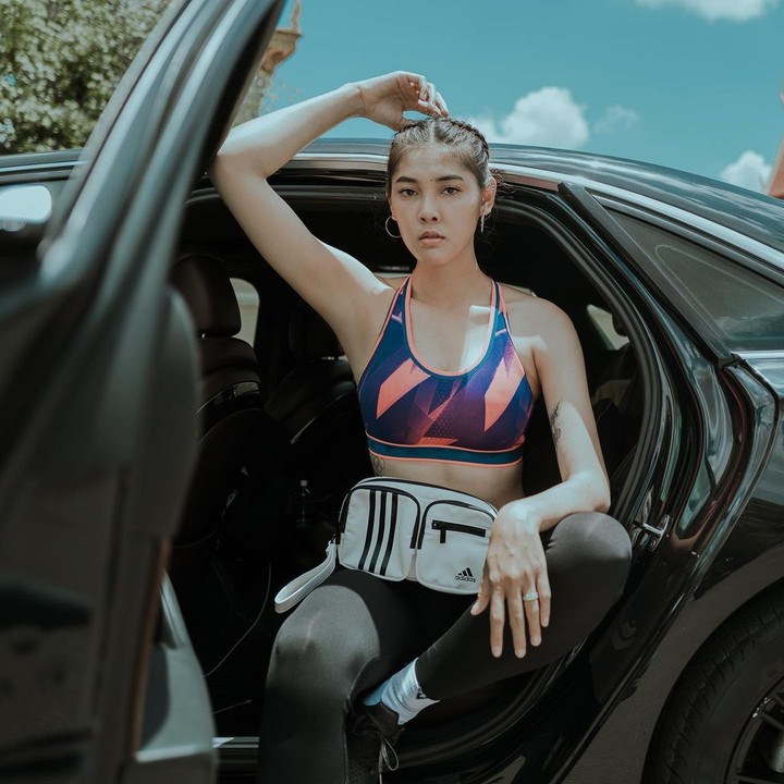 Ngắm nhan sắc bốc lửa của nữ võ sĩ nổi nhất khai mạc SEA Games 32 - 8