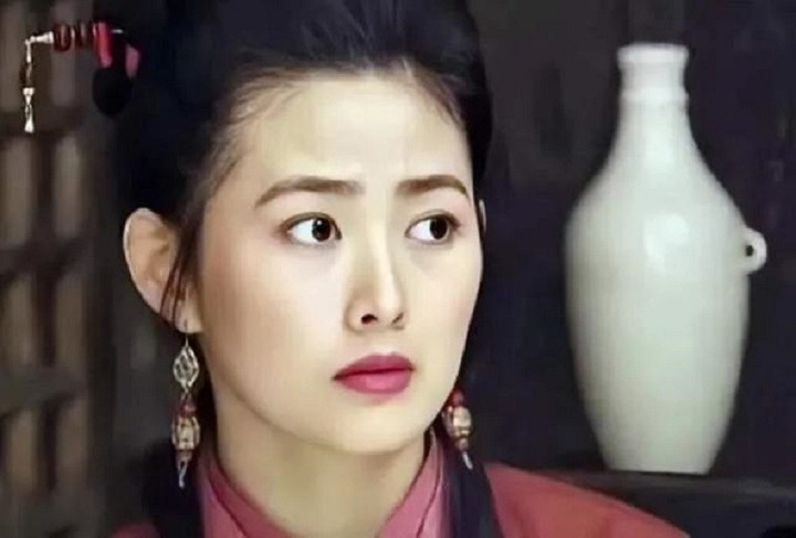 Dàn sao 'Thủy Hử': Kẻ cặp kè bạn diễn có vợ, người qua đời vì ung thư - 1