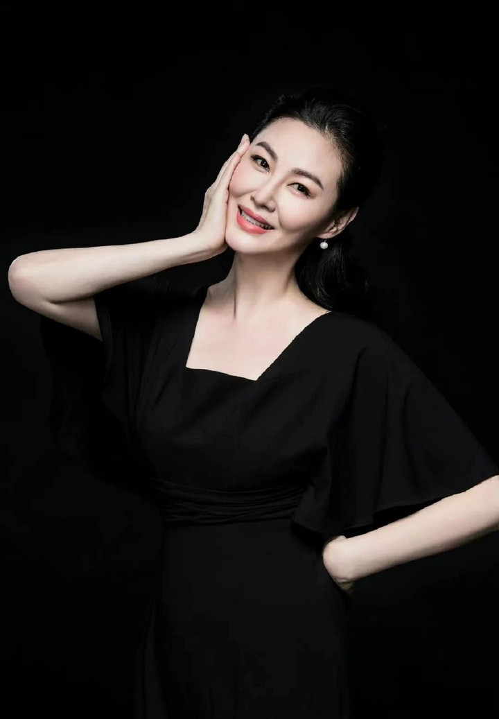 Dàn sao 'Thủy Hử': Kẻ cặp kè bạn diễn có vợ, người qua đời vì ung thư - 2