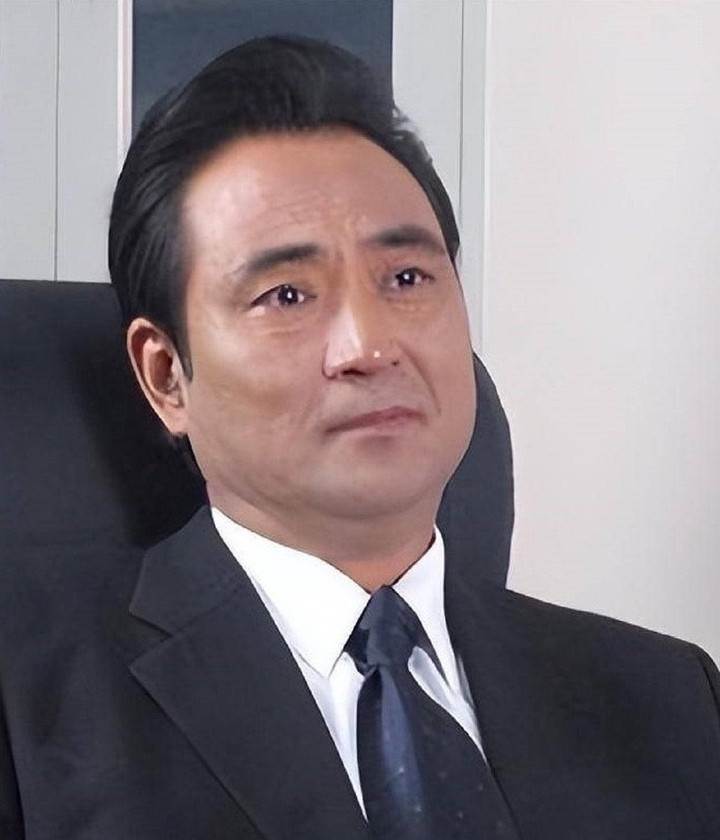 Dàn sao 'Thủy Hử': Kẻ cặp kè bạn diễn có vợ, người qua đời vì ung thư - 5