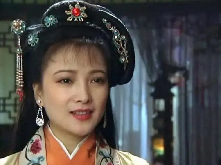 Dàn sao 'Thủy Hử': Kẻ cặp kè bạn diễn có vợ, người qua đời vì ung thư - 6