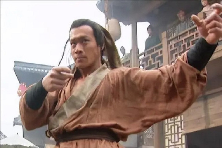 Dàn sao 'Thủy Hử': Kẻ cặp kè bạn diễn có vợ, người qua đời vì ung thư - 7