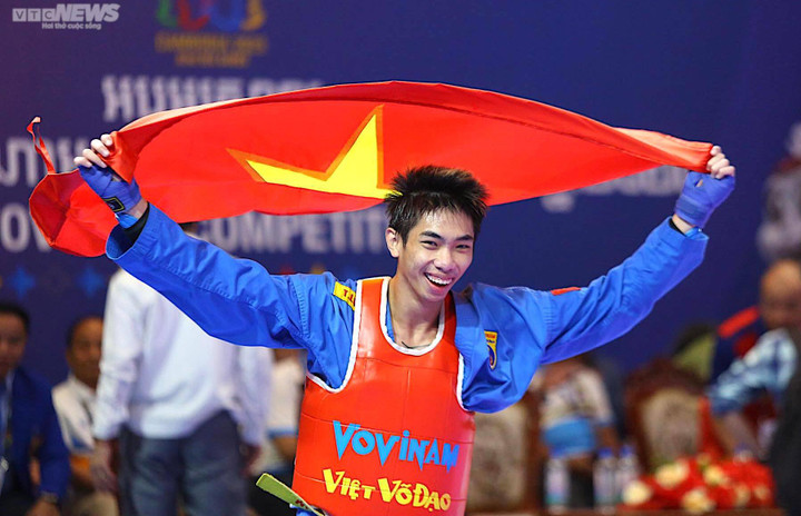 Võ sĩ Việt Nam sốt 39 độ vẫn giành HCV SEA Games 32 - 10