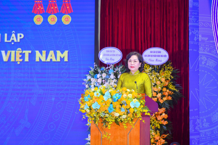 Công đoàn Ngân hàng Việt Nam: 30 năm xây dựng và phát triển - 2