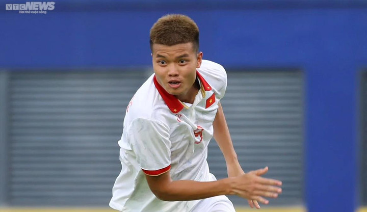 Trực tiếp bóng đá U22 Việt Nam 2-1 U22 Malaysia: Thẻ đỏ liên tiếp - 4