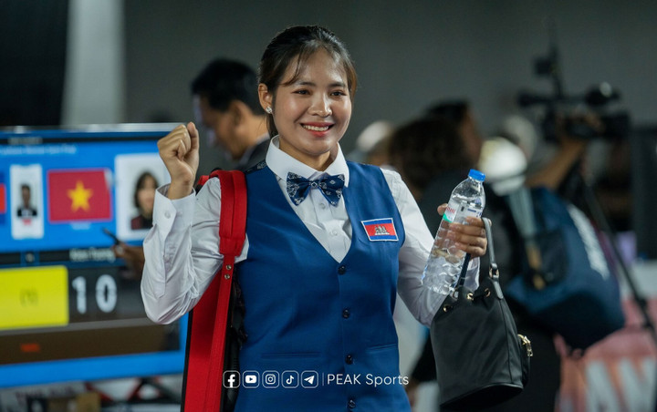 Ngắm nhan sắc kiều diễm của nữ hoàng billiards Campuchia gây sốt SEA Games 32 - 1